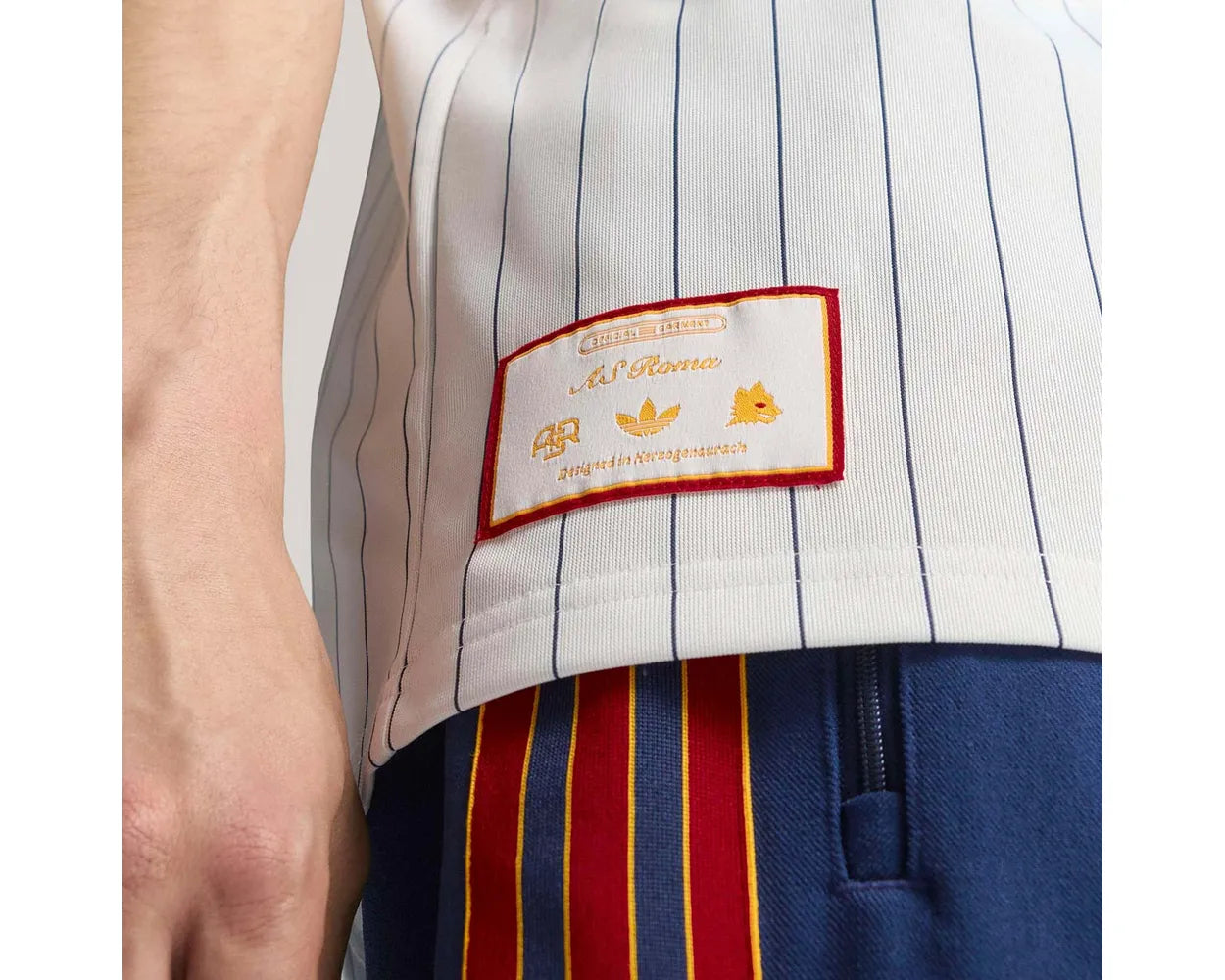 CAMISETA AS ROMA ICONS 25/26