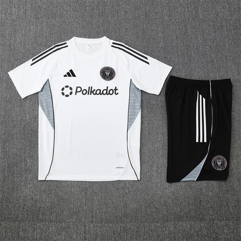 CAMISETA Y PANTALÓN ENTRENAMIENTO INTER MIAMI 25/26