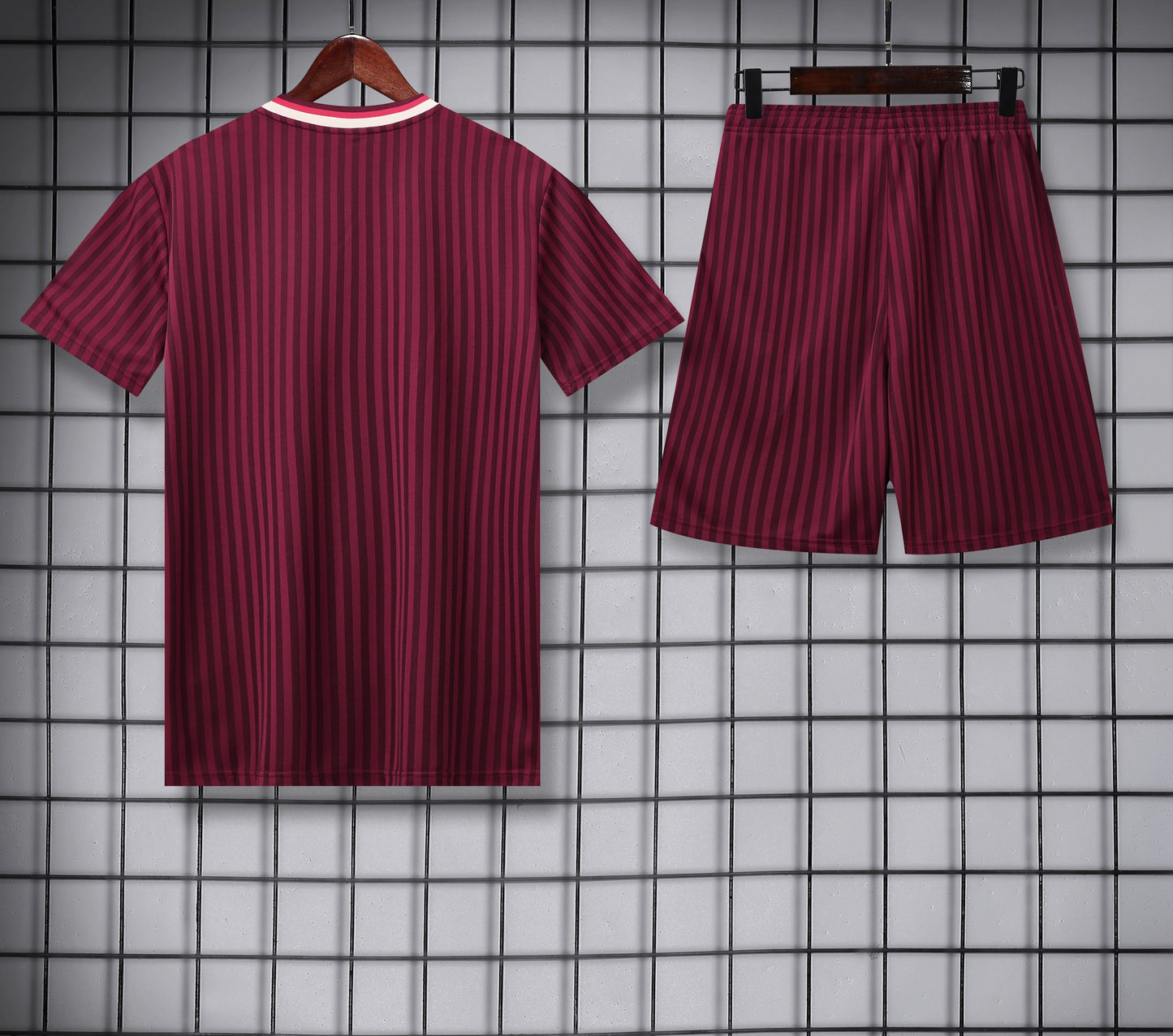 CAMISETA Y PANTALÓN CORTO ENTRENAMIENTO BAYERN 25/26