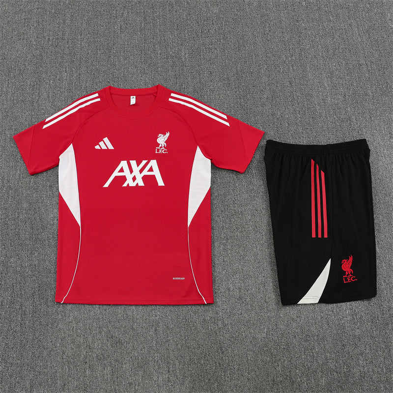 CAMISETA Y PANTALÓN ENTRENAMIENTO LIVERPOOL 25/26