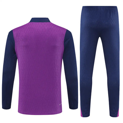 CONJUNTO DE ENTRENAMIENTO BARCELONA 25/26 HALF ZIP – HOMBRE