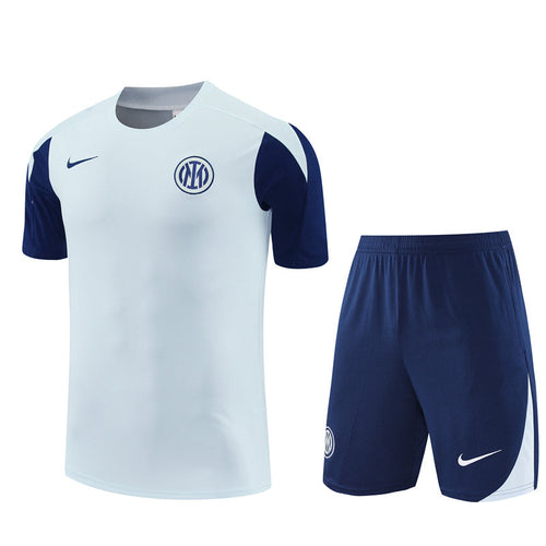 CAMISETA Y PANTALÓN CORTO ENTRENAMIENTO INTER 25/26