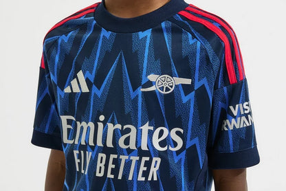 CAMISA Y PANTALONES CORTOS PARA NIÑOS ARSENAL AWAY 25/26