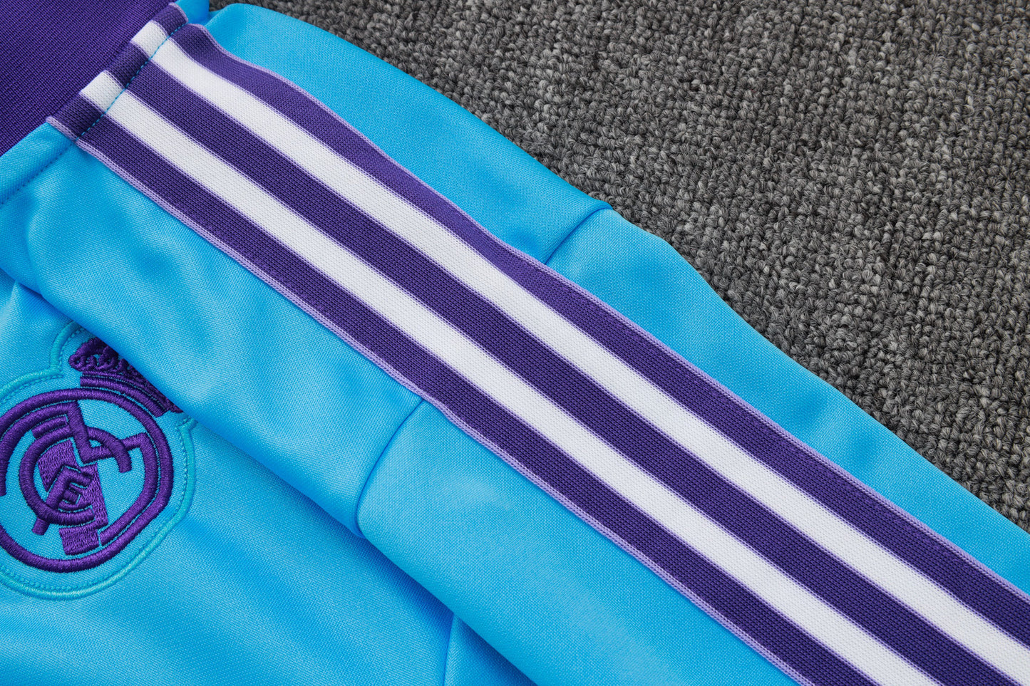 CHANDAL NIÑO REAL MADRID 25/26