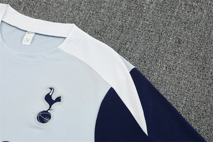 CAMISETA Y PANTALONES CORTOS TOTTENHAM HOTSPUR 25/26