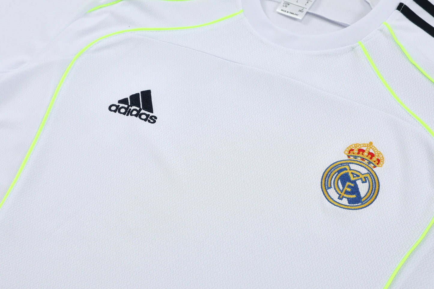 CAMISETA Y PANTALÓN CORTO ENTRENAMIENTO REAL MADRID 25/26