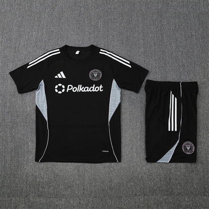 CAMISETA Y PANTALÓN ENTRENAMIENTO INTER MIAMI 25/26