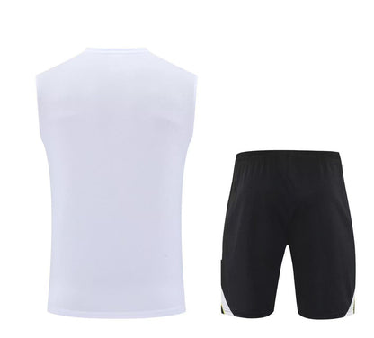 CAMISETA Y PANTALÓN CORTO ENTRENAMIENTO REAL MADRID 25/26