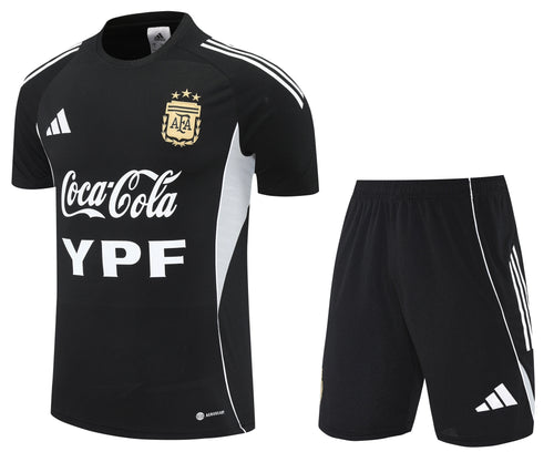 CAMISETA Y PANTALONES CORTOS PARA NIÑO ARGENTINA 25/26