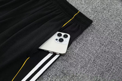 CAMISETA Y PANTALÓN CORTO ENTRENAMIENTO REAL MADRID 25/26