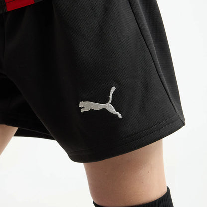 CAMISETA Y PANTALON CORTO PARA NIÑO AC MILAN HOME 25/26 - CON MEDIAS