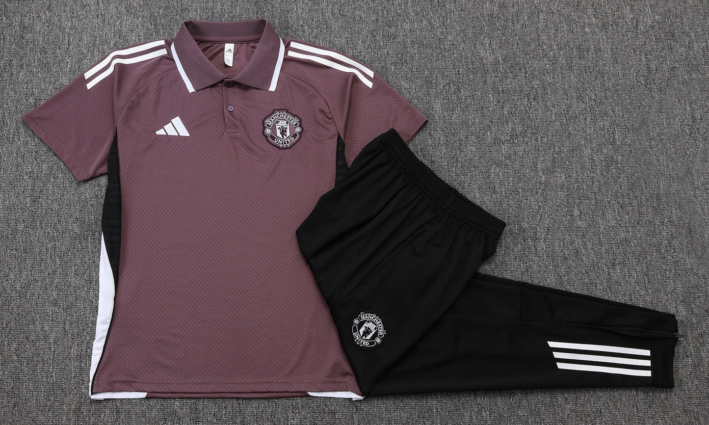 CAMISETA Y PANTALÓN MANCHESTER UNITED 25/26