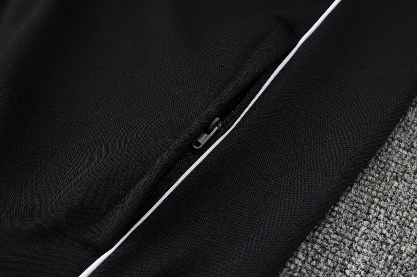 CHANDAL NIÑO REAL MADRID 25/26