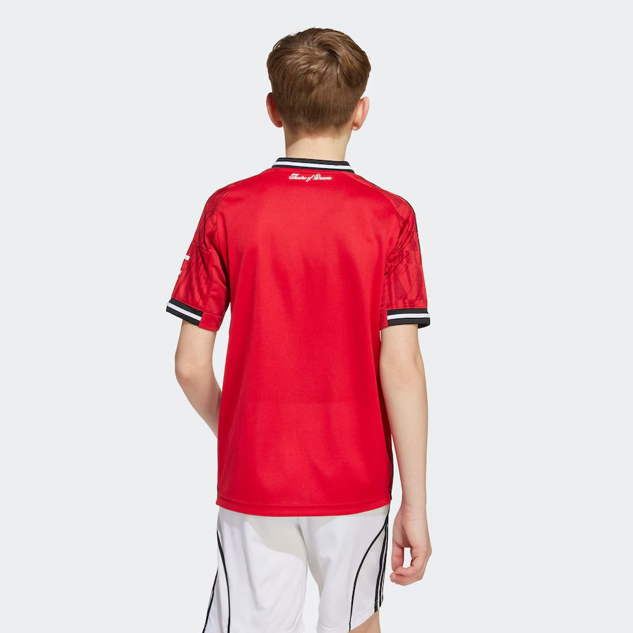 CAMISETA Y PANTALONES CORTOS PARA NIÑO MANCHESTER UNITED HOME 25/26
