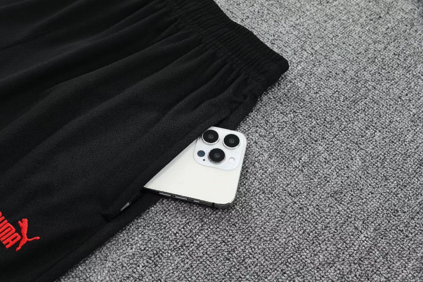 CAMISETA Y PANTALÓN CORTO ENTRENAMIENTO AC MILAN 25/26