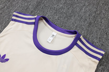 CAMISETA Y PANTALÓN CORTO ENTRENAMIENTO REAL MADRID 25/26