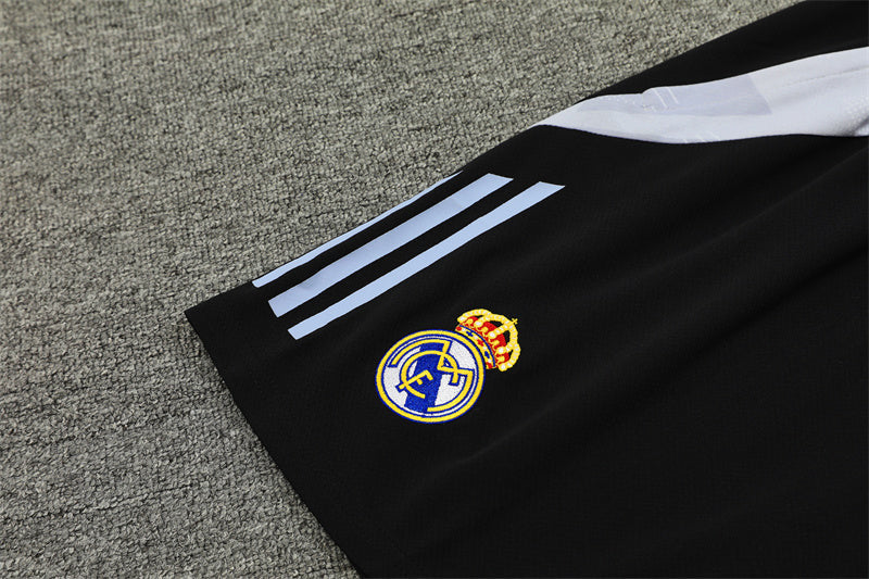 CAMISETA Y PANTALONES CORTOS NIÑOS REAL MADRID 24/25