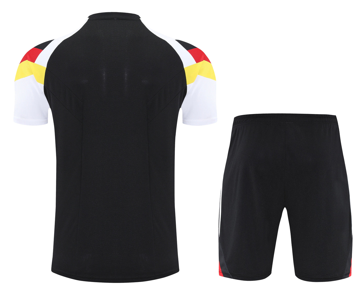 CAMISETA Y PANTALÓN CORTO ENTRENAMIENTO ALEMANIA 25/26