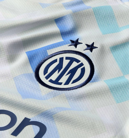 CAMISETA Y PANTALON CORTO PARA NIÑO INTER AWAY 25-26