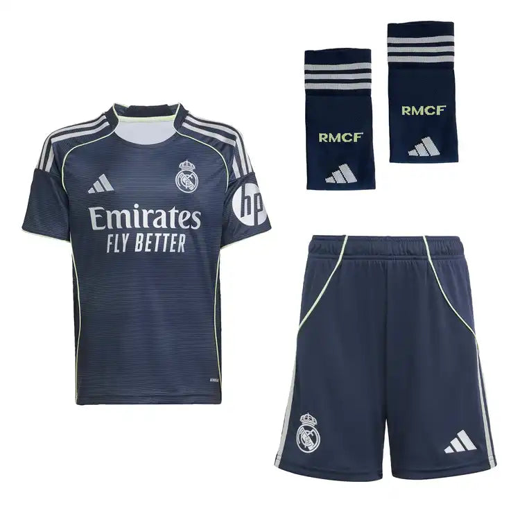 CAMISETA Y PANTALONES CORTOS NIÑOS REAL MADRID AWAY 25/26 - CON MEDIAS