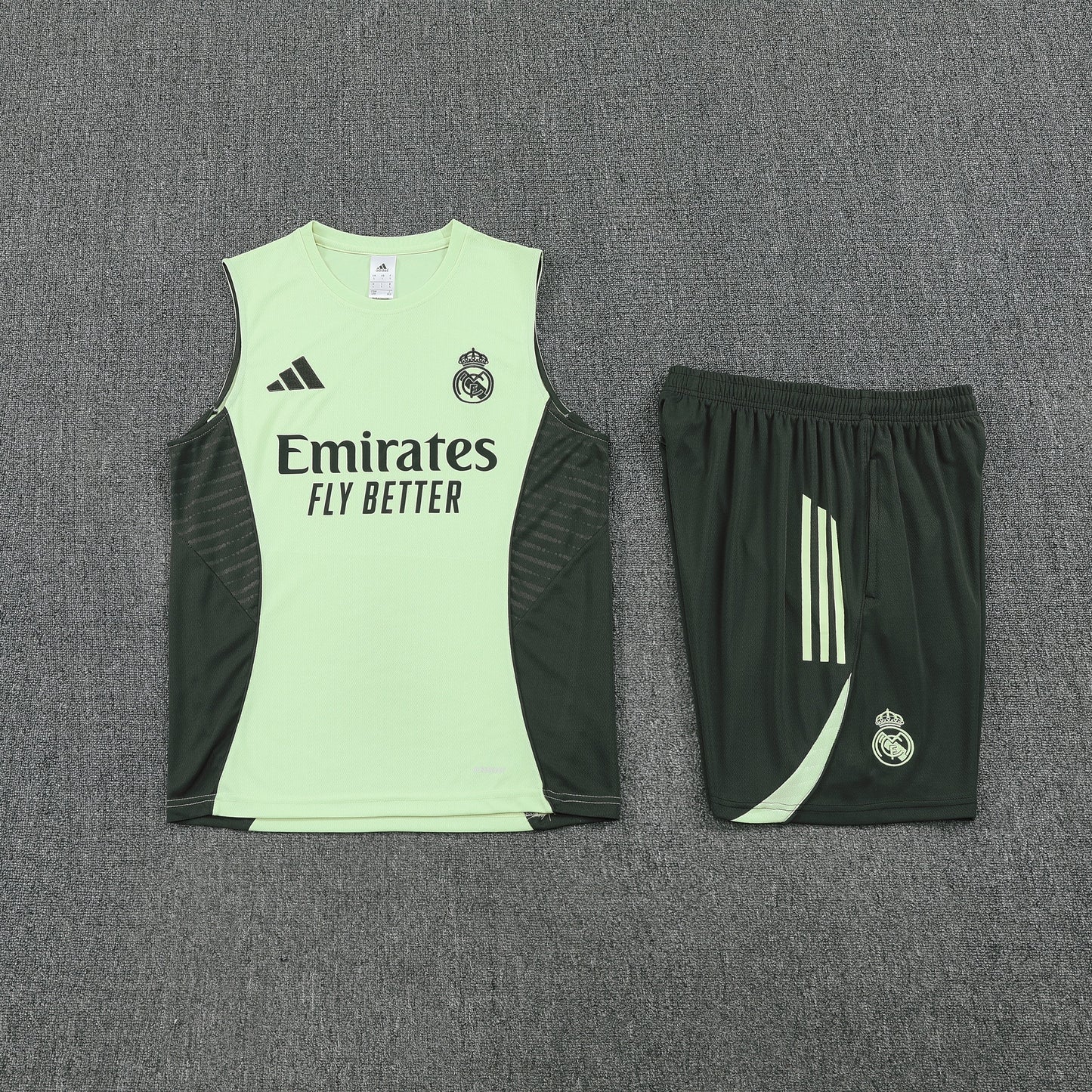 CAMISETA Y PANTALÓN CORTO ENTRENAMIENTO REAL MADRID 25/26