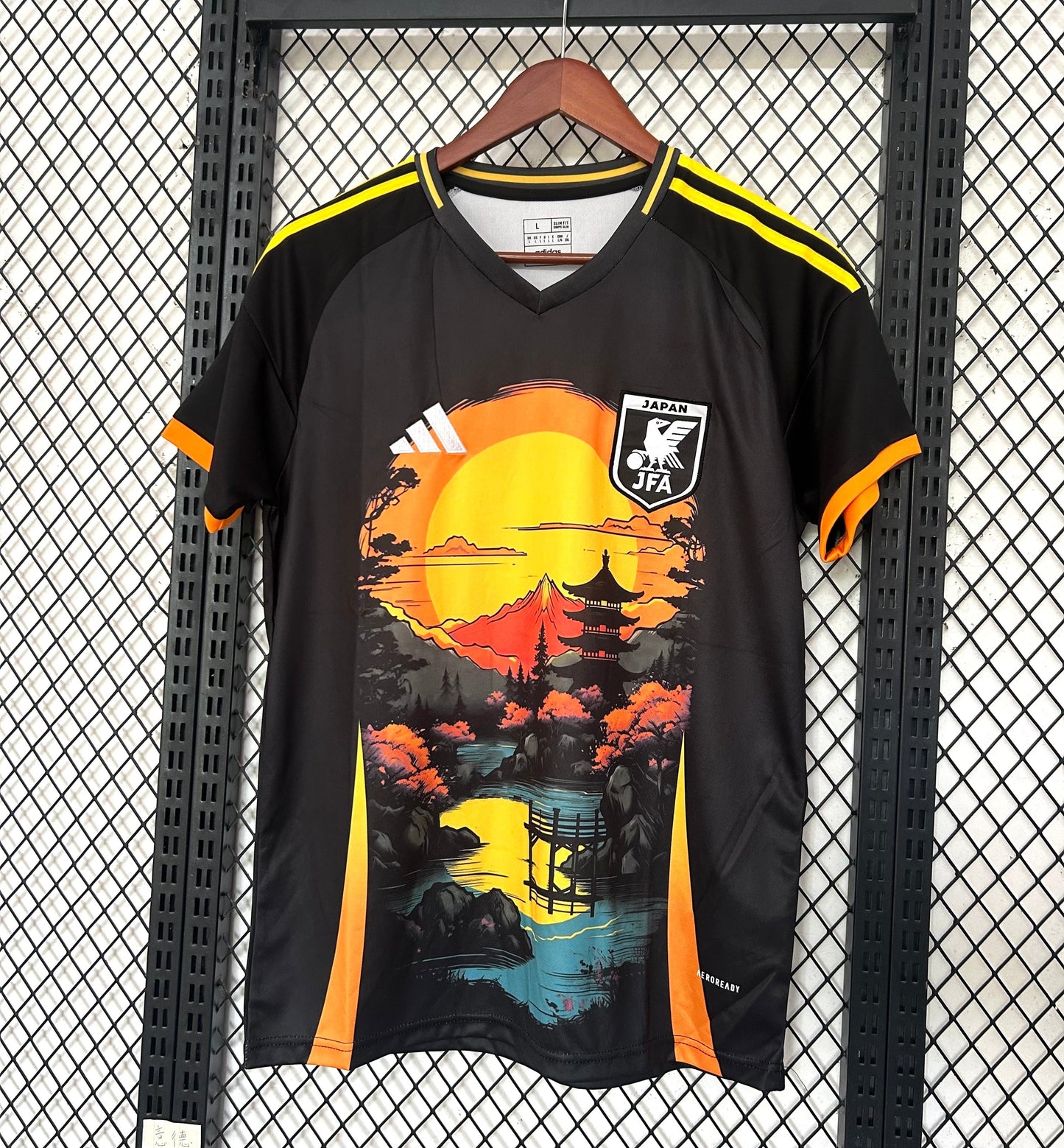 CAMISETA JAPON EDICIÓN ESPECIAL DRAGON BALL 25/26