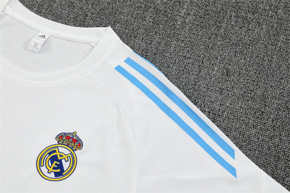 CAMISETA Y PANTALÓN CORTO ENTRENAMIENTO REAL MADRID 25/26