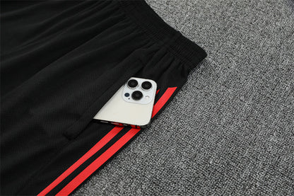 CAMISETA Y PANTALÓN ENTRENAMIENTO LIVERPOOL 25/26