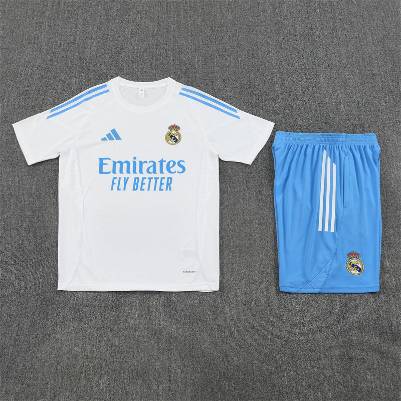 CAMISETA Y PANTALÓN CORTO ENTRENAMIENTO REAL MADRID 25/26
