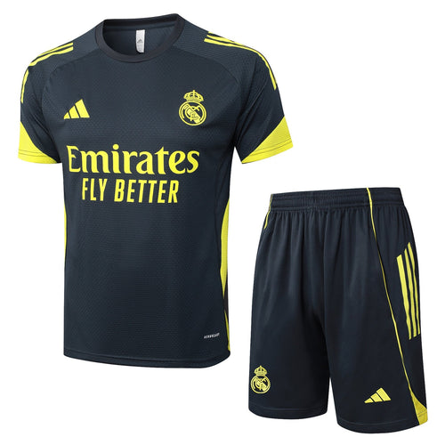 CAMISETA Y PANTALÓN CORTO ENTRENAMIENTO REAL MADRID 25/26