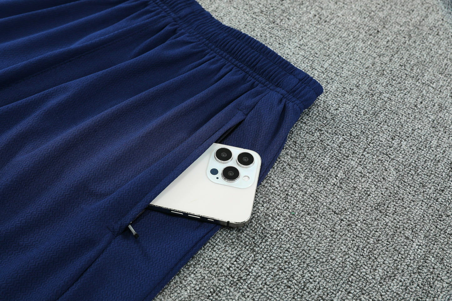 CAMISETA Y PANTALÓN CORTO ENTRENAMIENTO INTER 25/26