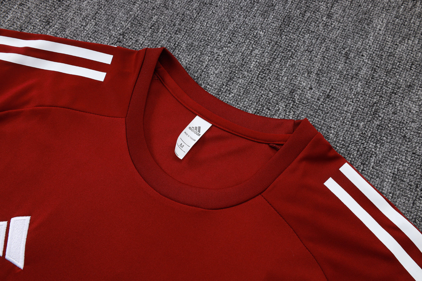 CAMISETA Y PANTALÓN ENTRENAMIENTO ARSENAL 25/26