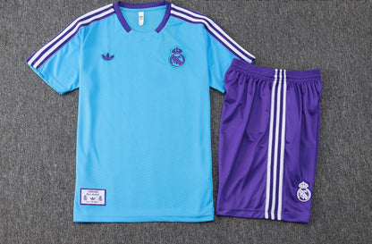 CAMISETA Y PANTALÓN CORTO ENTRENAMIENTO REAL MADRID 25/26