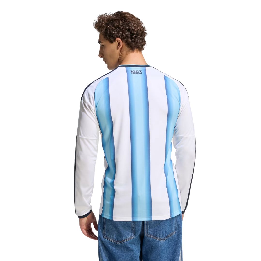 Camiseta Argentina manga larga 2026, rayas celestes, vista trasera, Reino del Futbol