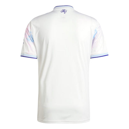 Camiseta Aston Villa third 2025 2026 blanca con detalles en mangas y cuello, Reino del Futbol