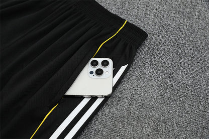 CAMISETA Y PANTALÓN CORTO ENTRENAMIENTO REAL MADRID 25/26