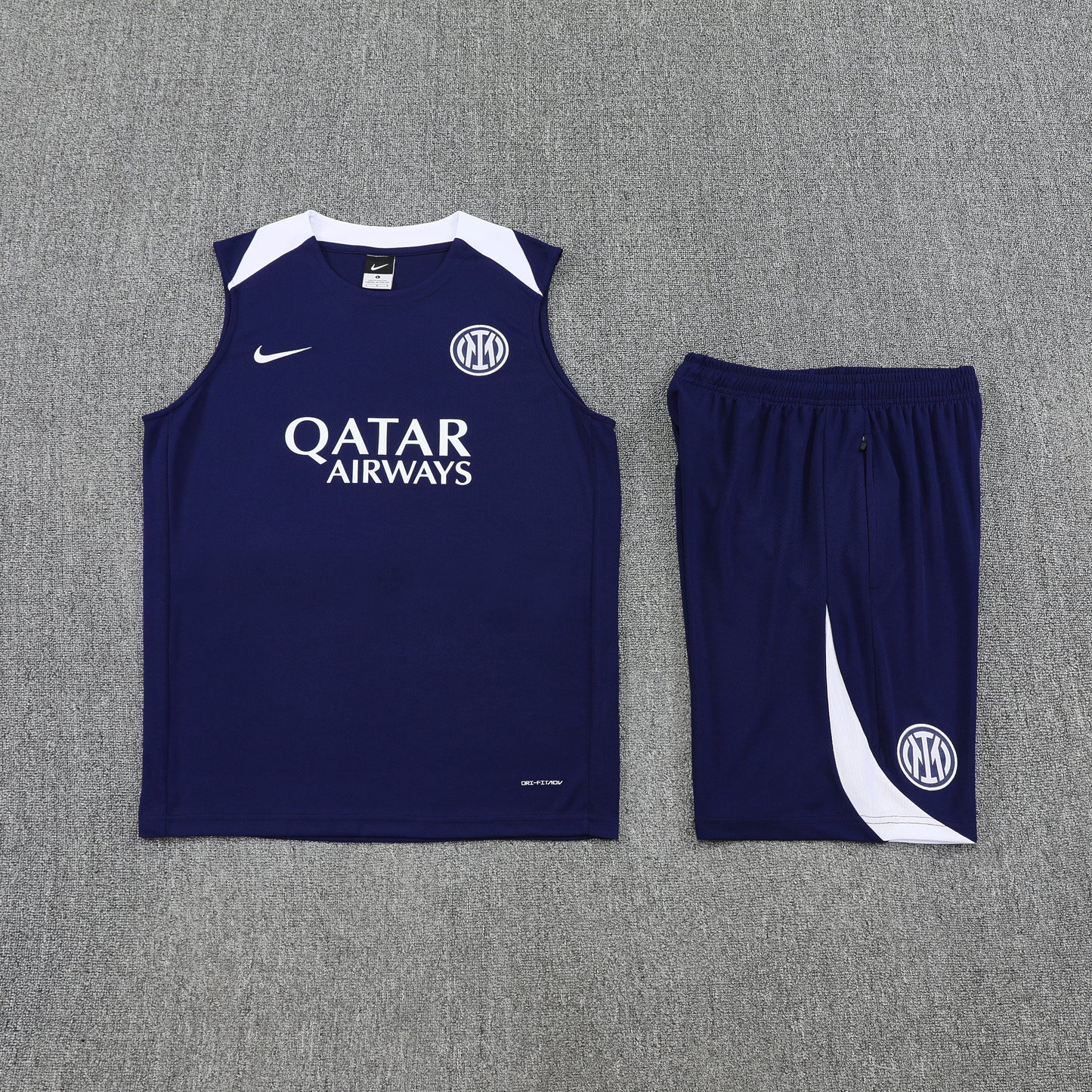 CAMISETA Y PANTALÓN CORTO ENTRENAMIENTO INTER 25/26