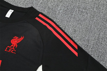 CAMISETA Y PANTALONES CORTOS PARA NIÑO LIVERPOOL 25/26