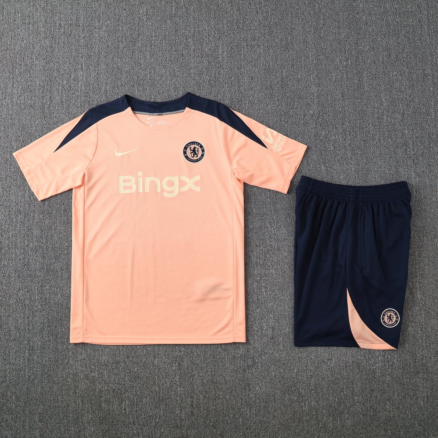 CAMISETA Y PANTALÓN CORTO ENTRENAMIENTO CHELSEA NINO 25/26