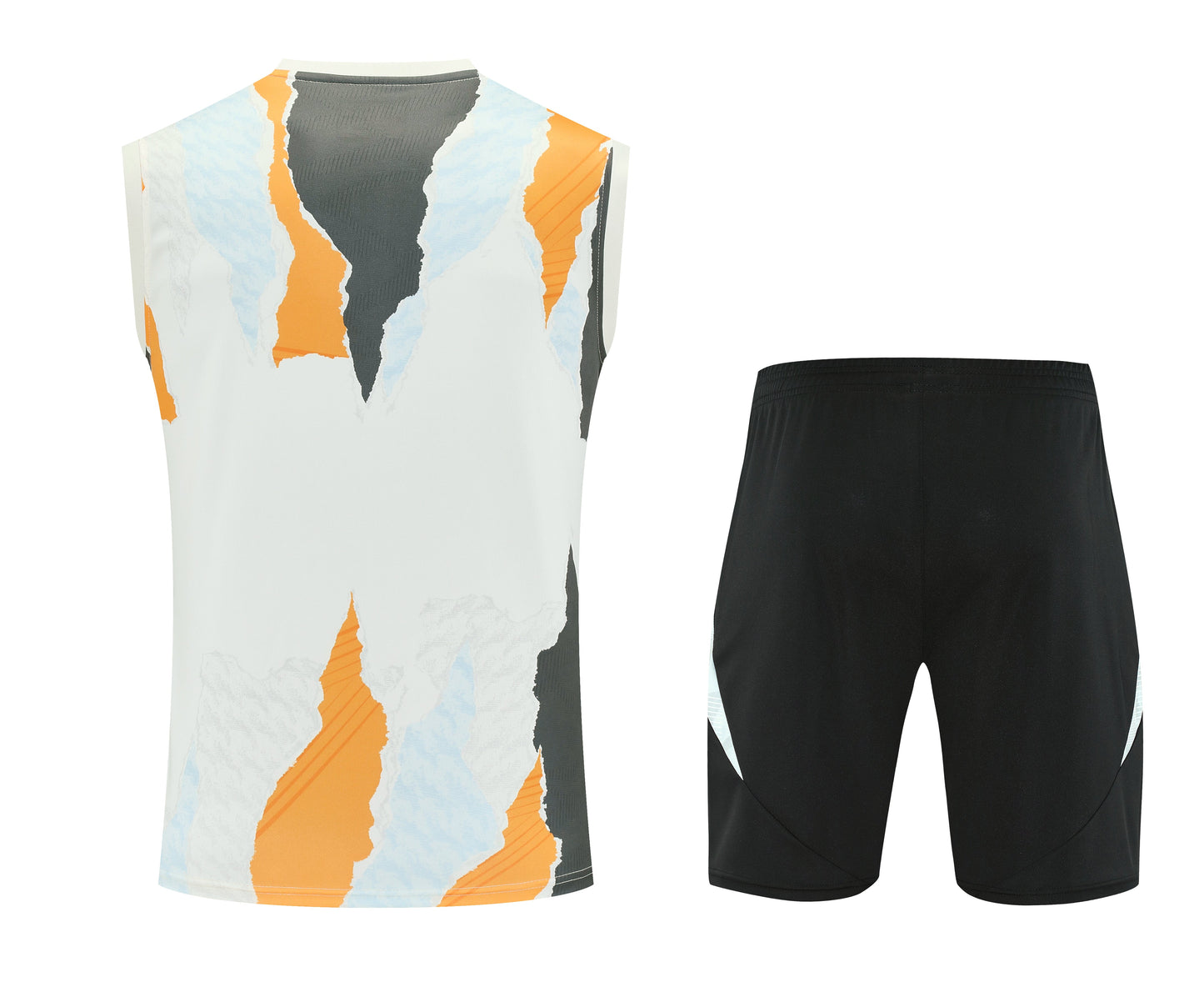 CAMISETA Y PANTALÓN CORTO ENTRENAMIENTO REAL MADRID 25/26