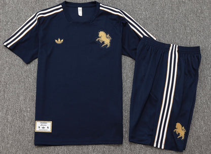 CAMISETA Y PANTALÓN CORTO ENTRENAMIENTO JUVENTUS 25/26