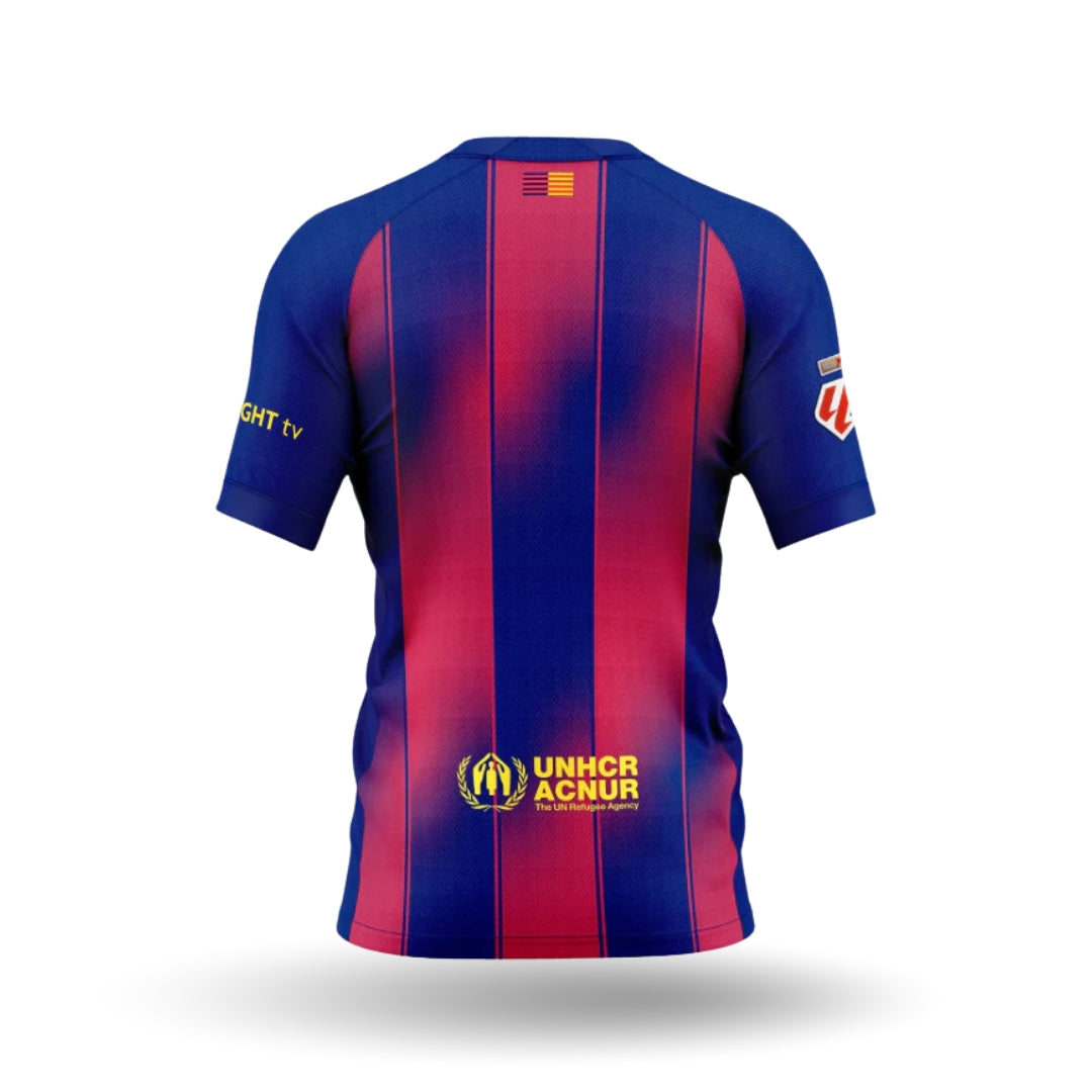 Camiseta Barcelona 2025 2026 azulgrana clásica, patrocinador UNHCR ACNUR, vista trasera.