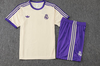 CAMISETA Y PANTALÓN CORTO ENTRENAMIENTO REAL MADRID 25/26