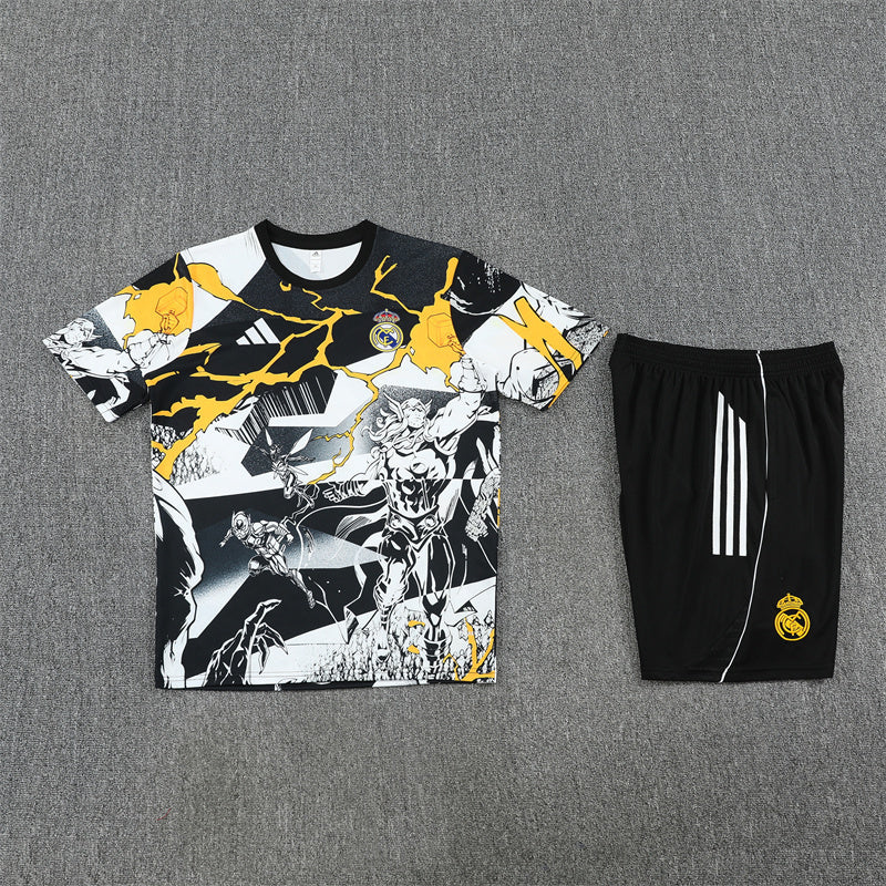 CAMISETA Y PANTALÓN CORTO ENTRENAMIENTO REAL MADRID MARVEL 25/26