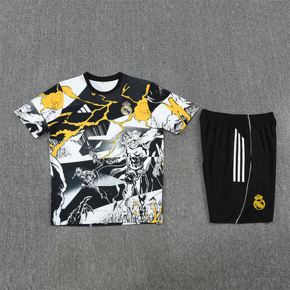 CAMISETA Y PANTALÓN CORTO ENTRENAMIENTO REAL MADRID MARVEL 25/26