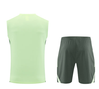CAMISETA Y PANTALÓN CORTO ENTRENAMIENTO REAL MADRID 25/26