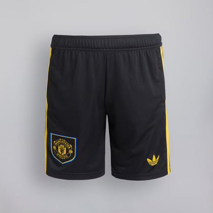 CAMISETA Y PANTALONES CORTOS PARA NIÑO MANCHESTER UNITED THIRD 25/26 - CON MEDIAS