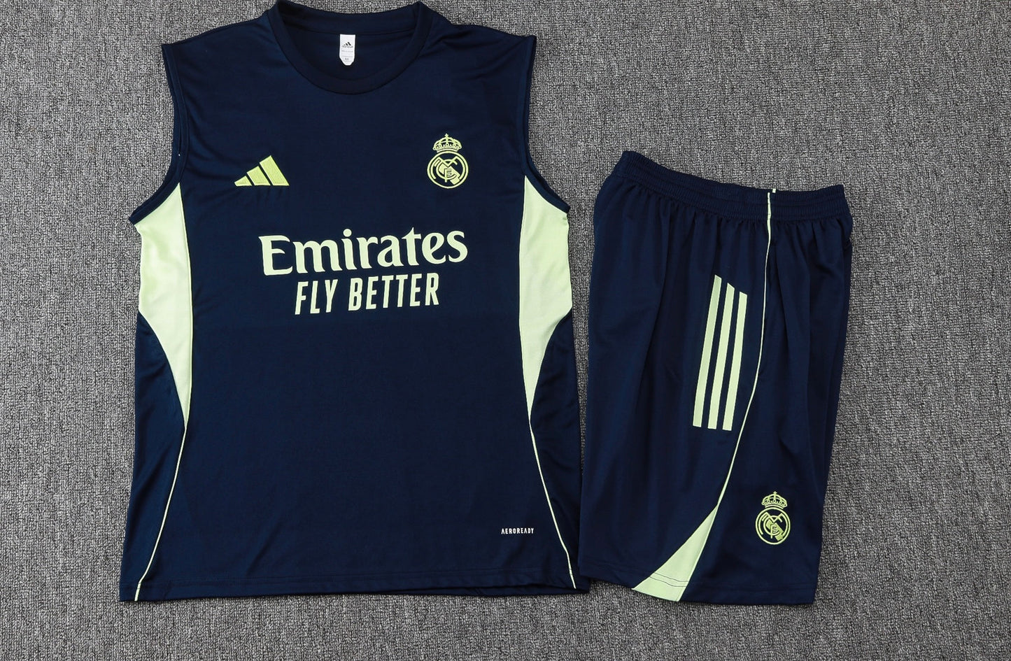 CAMISETA Y PANTALÓN CORTO ENTRENAMIENTO REAL MADRID 25/26