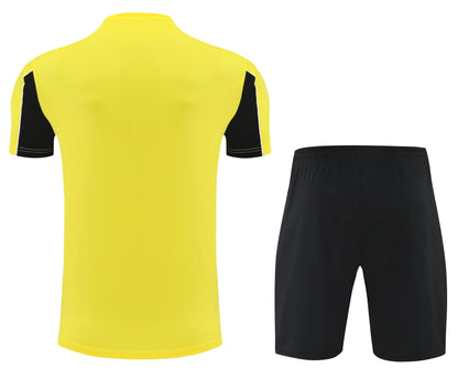 CAMISETA Y PANTALÓN CORTO ENTRENAMIENTO BORUSSIA DORTMUND 25/26