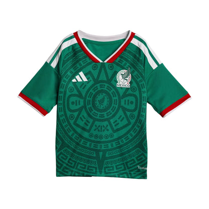Camiseta verde de la Selección Nacional de México para niños, con detalles aztecas y logo.